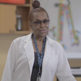 Dr. Maretha Roberts