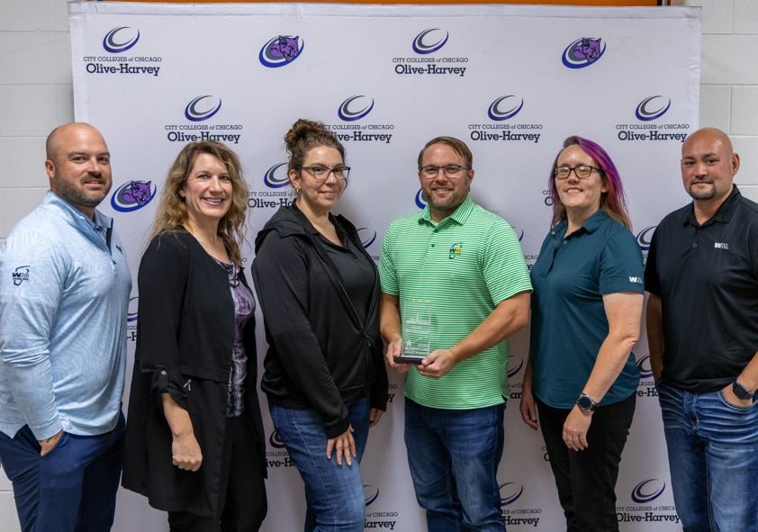 Waste Advantage magazine reports: Olive-Harvey College Momentum Award ceremony honors companies for employer partnership